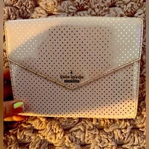 EUC Kate Spade envelope clutch